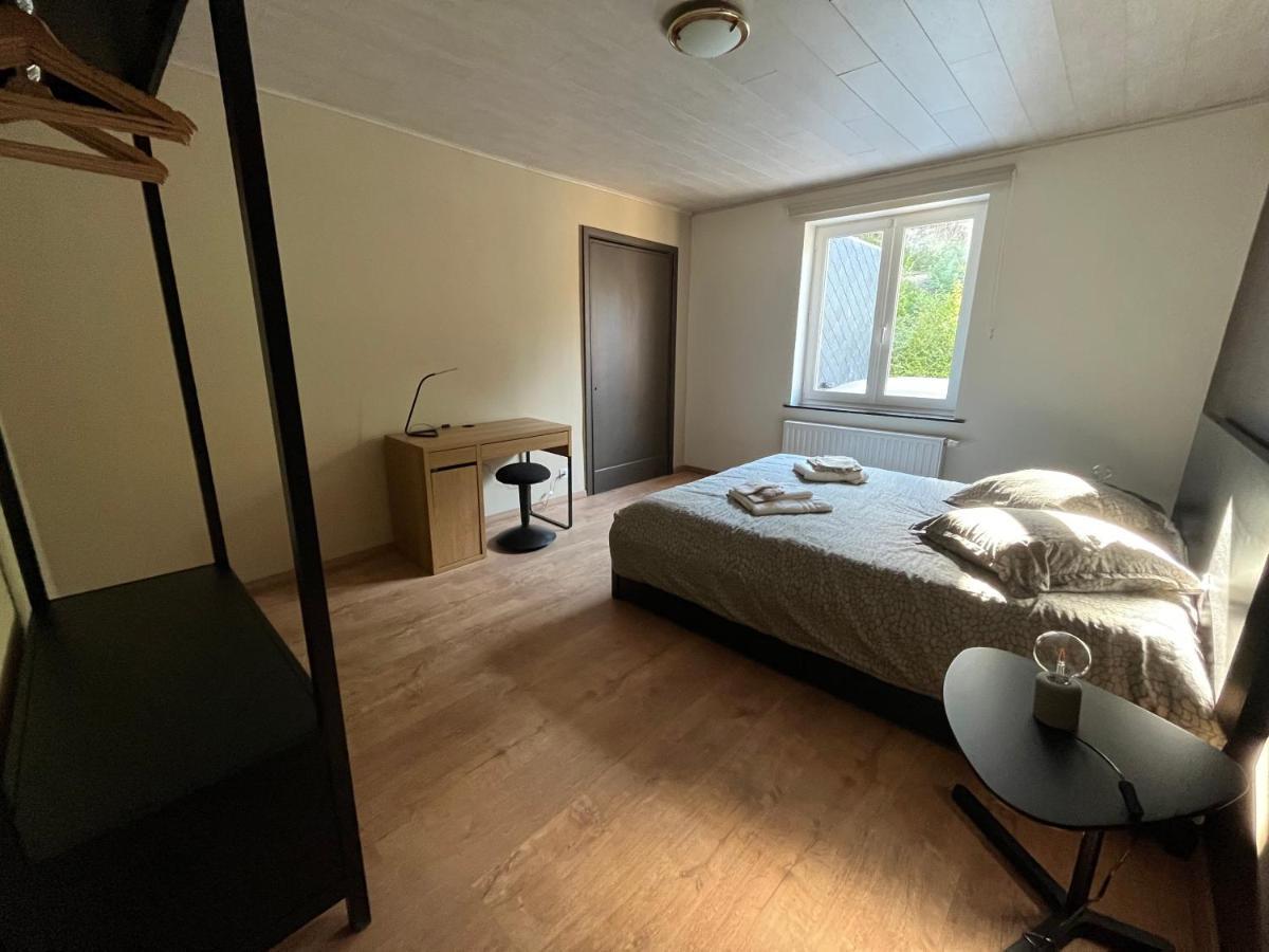 Aux Loups Blancs - Appartement Namur Extérieur photo