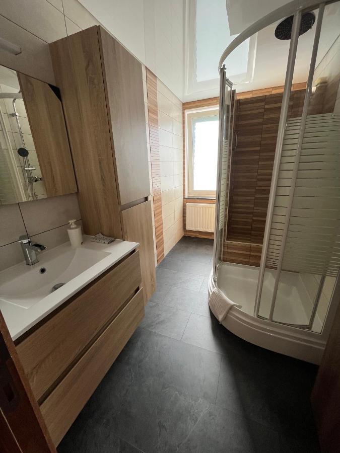 Aux Loups Blancs - Appartement Namur Extérieur photo